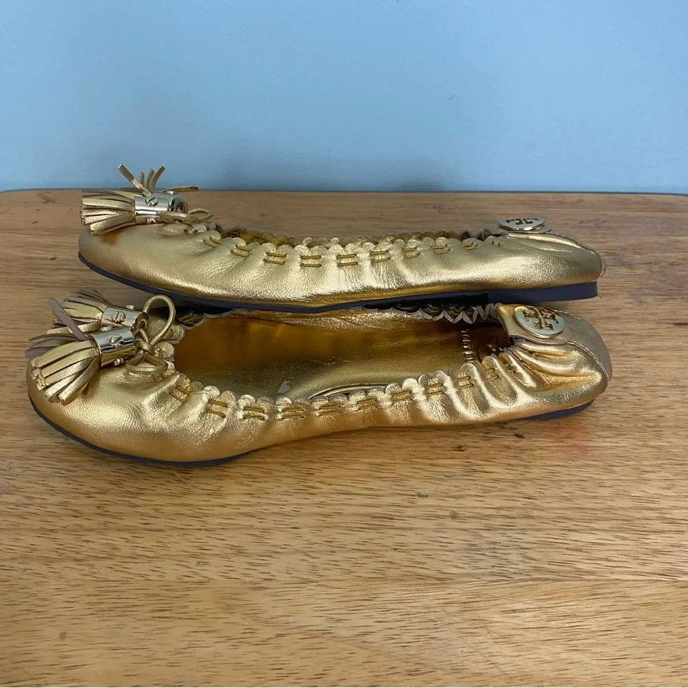 Tory‎ Burch Gold Metallic Tassel Leather Ballet Flats Sz 7.5